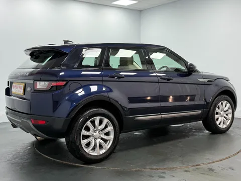 LAND ROVER RANGE ROVER EVOQUE 2.0 eD4 SE 5dr 2WD