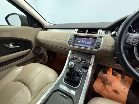 LAND ROVER RANGE ROVER EVOQUE 2.0 eD4 SE 5dr 2WD