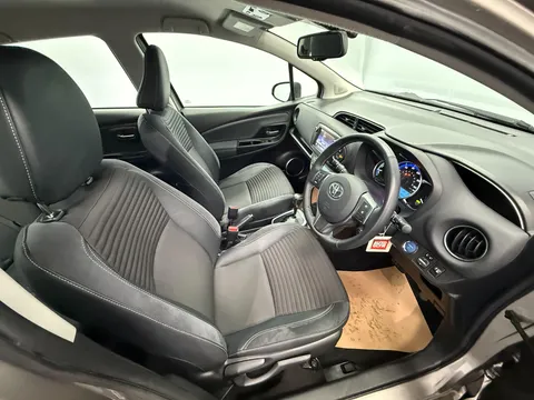 TOYOTA YARIS 1.5 Hybrid Excel 5dr CVT