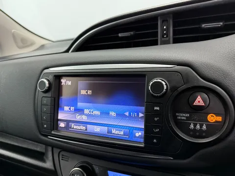 TOYOTA YARIS 1.5 Hybrid Excel 5dr CVT