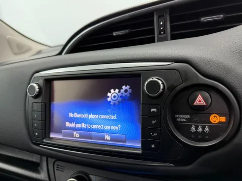 TOYOTA YARIS 1.5 Hybrid Excel 5dr CVT
