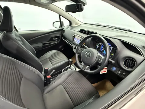 TOYOTA YARIS 1.5 Hybrid Excel 5dr CVT