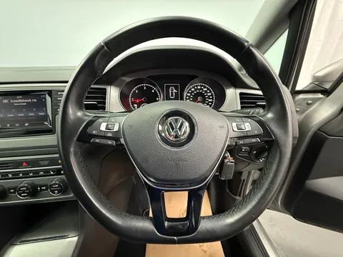 VOLKSWAGEN GOLF SV 2.0 TDI SE 5dr