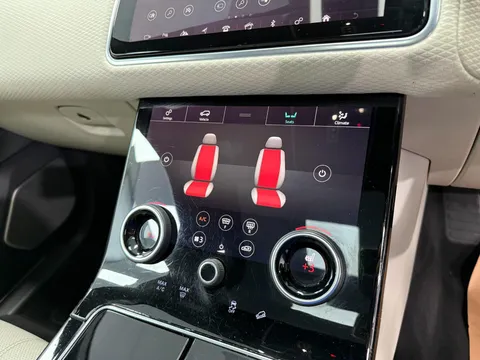 LAND ROVER RANGE ROVER VELAR 3.0 D300 R-Dynamic SE 5dr Auto