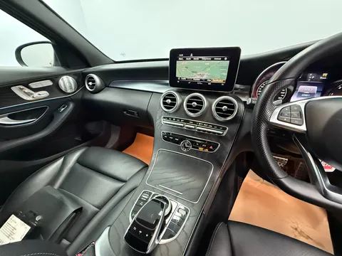 MERCEDES-BENZ C CLASS C220d 4Matic AMG Line Premium Plus 5dr Auto