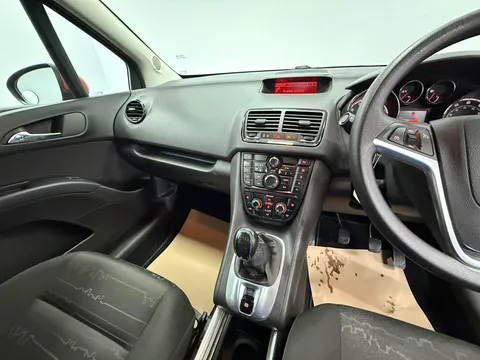 VAUXHALL MERIVA 1.4i 16V Exclusiv 5dr