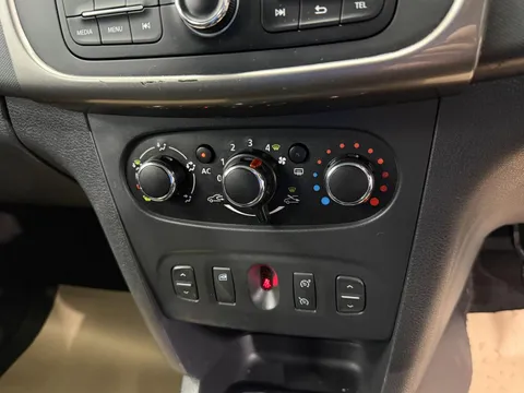 DACIA LOGAN 1.5 dCi Laureate 5dr