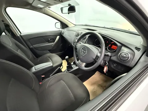 DACIA LOGAN 1.5 dCi Laureate 5dr