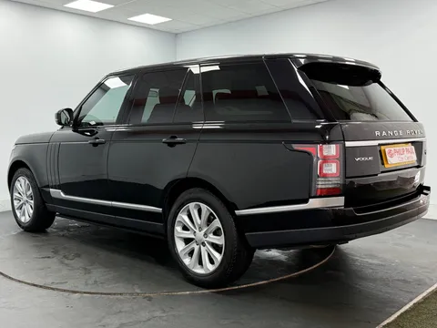 LAND ROVER RANGE ROVER 3.0 TDV6 Vogue 4dr Auto