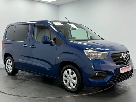 VAUXHALL COMBO LIFE 1.2 Turbo Energy 5dr [7 seat]