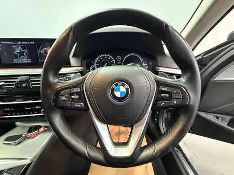 BMW 5 SERIES 530d xDrive SE 5dr Auto