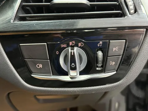 BMW 5 SERIES 530d xDrive SE 5dr Auto