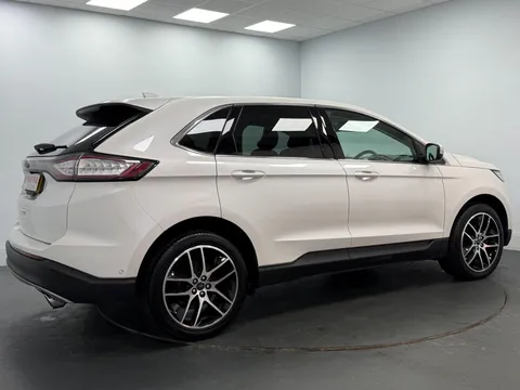 FORD EDGE 2.0 TDCi 210 Titanium 5dr Powershift