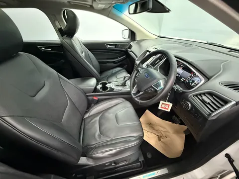 FORD EDGE 2.0 TDCi 210 Titanium 5dr Powershift