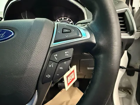 FORD EDGE 2.0 TDCi 210 Titanium 5dr Powershift