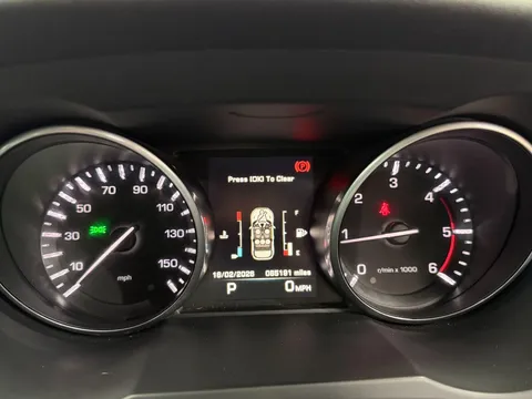 LAND ROVER RANGE ROVER EVOQUE 2.2 SD4 Pure 3dr Auto [9] [Tech Pack]