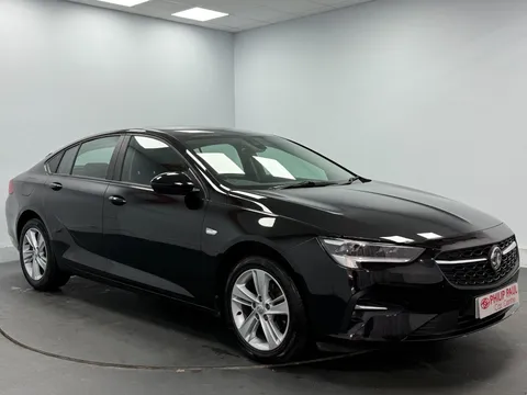 VAUXHALL INSIGNIA DIESEL GRAND SPORT 1.5 Turbo D SE Nav 5dr