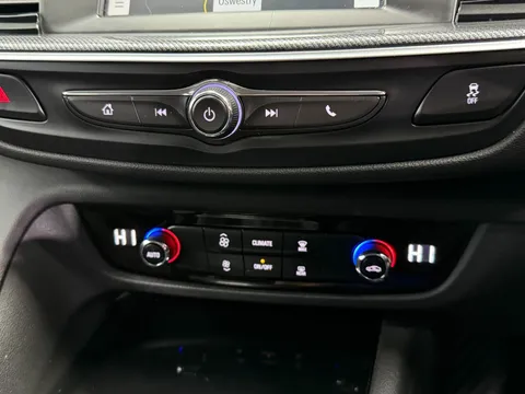 VAUXHALL INSIGNIA DIESEL GRAND SPORT 1.5 Turbo D SE Nav 5dr