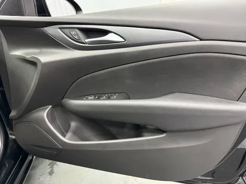 VAUXHALL INSIGNIA DIESEL GRAND SPORT 1.5 Turbo D SE Nav 5dr