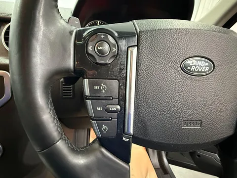 LAND ROVER DISCOVERY 3.0 SDV6 HSE 5dr Auto