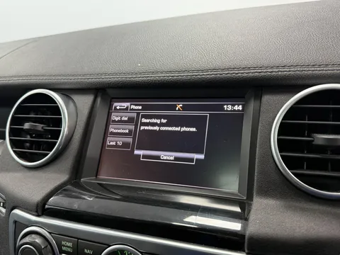 LAND ROVER DISCOVERY 3.0 SDV6 HSE 5dr Auto