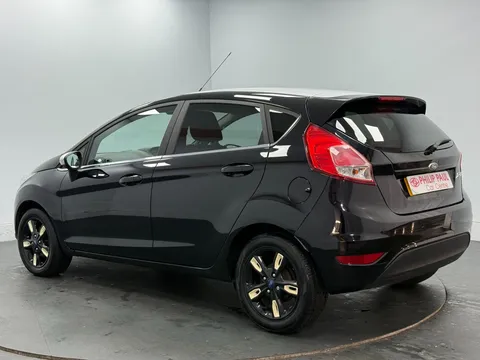 FORD FIESTA 1.25 82 Zetec Black 5dr