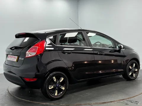 FORD FIESTA 1.25 82 Zetec Black 5dr