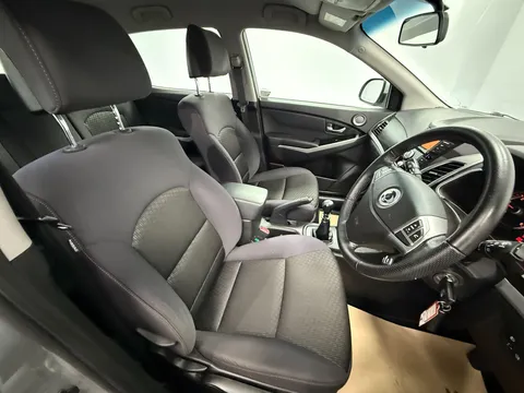 SSANGYONG KORANDO 2.0 SE4 5dr