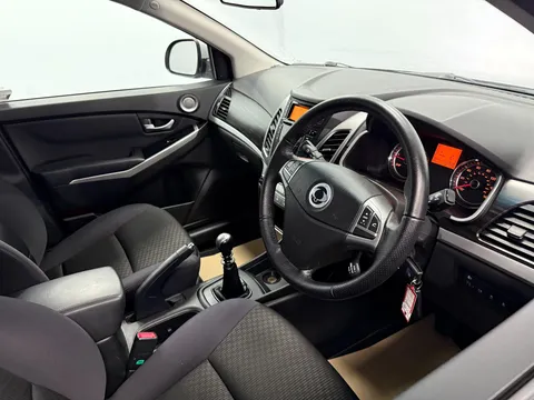 SSANGYONG KORANDO 2.0 SE4 5dr