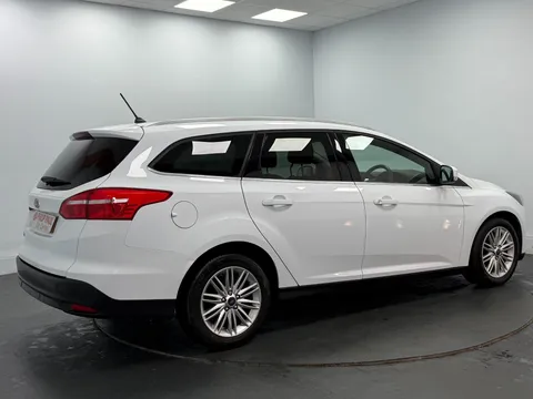 FORD FOCUS 1.5 TDCi 120 Zetec Edition 5dr