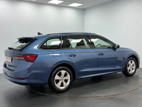 SKODA OCTAVIA 1.5 TSI SE Technology 5dr