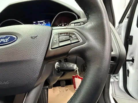 FORD FOCUS 1.5 TDCi 120 Zetec Edition 5dr