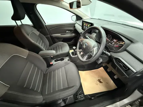 DACIA JOGGER 1.0 TCe Comfort 5dr