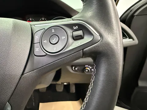 VAUXHALL INSIGNIA DIESEL SPORTS TOURER 1.6 Turbo D [136] Design Nav 5dr