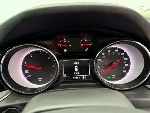 VAUXHALL INSIGNIA DIESEL SPORTS TOURER 1.6 Turbo D [136] Design Nav 5dr