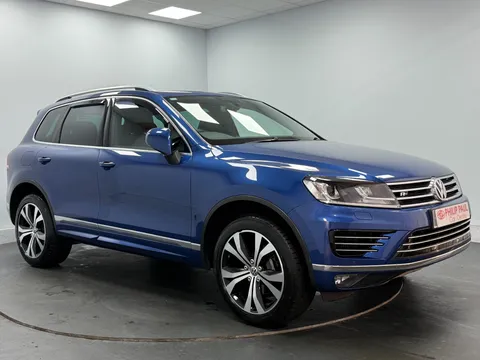 VOLKSWAGEN TOUAREG 3.0 V6 TDI BlueMotion Tech 262 R-Line 5dr Tip Auto