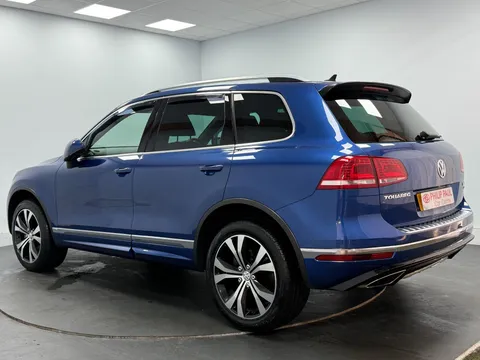 VOLKSWAGEN TOUAREG 3.0 V6 TDI BlueMotion Tech 262 R-Line 5dr Tip Auto