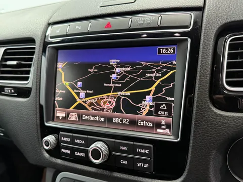 VOLKSWAGEN TOUAREG 3.0 V6 TDI BlueMotion Tech 262 R-Line 5dr Tip Auto