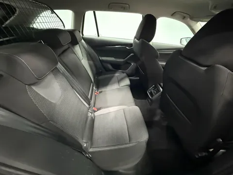 SKODA OCTAVIA 2.0 TDI SE Technology 5dr