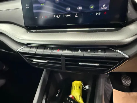 SKODA OCTAVIA 2.0 TDI SE Technology 5dr