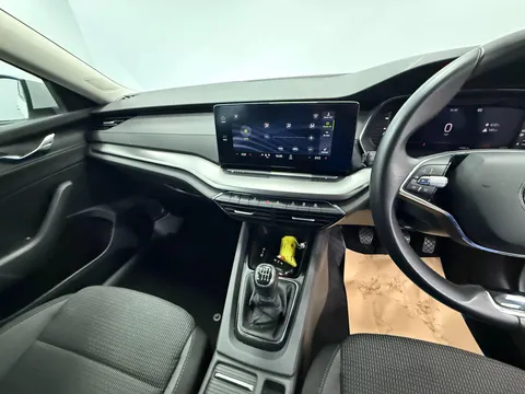 SKODA OCTAVIA 2.0 TDI SE Technology 5dr