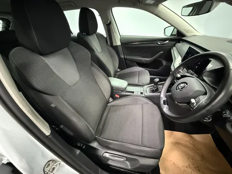 SKODA OCTAVIA 2.0 TDI SE Technology 5dr