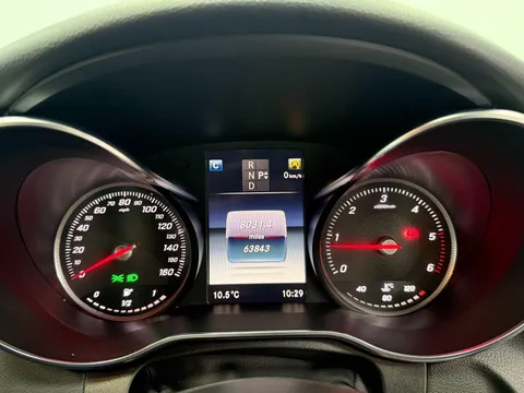 MERCEDES-BENZ C CLASS C220d AMG Line 4dr Auto