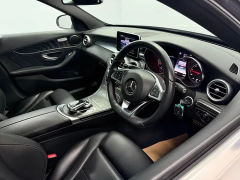 MERCEDES-BENZ C CLASS C220d AMG Line 4dr Auto