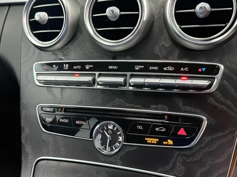 MERCEDES-BENZ C CLASS C220d AMG Line 4dr Auto