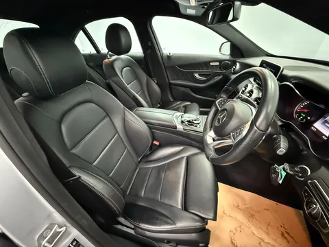 MERCEDES-BENZ C CLASS C220d AMG Line 4dr Auto