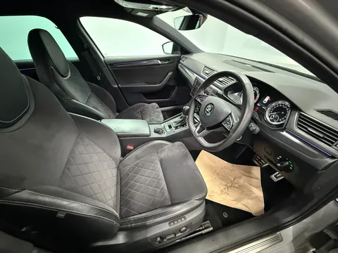 SKODA SUPERB 2.0 TSI Sport Line 5dr DSG