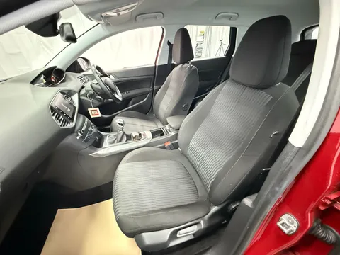 PEUGEOT 308 1.6 BlueHDi 120 Active 5dr