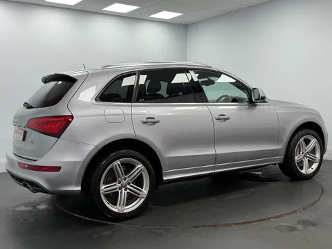 AUDI Q5 3.0 TDI [258] Quattro S Line Plus 5dr S Tronic