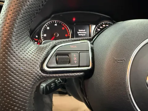 AUDI Q5 3.0 TDI [258] Quattro S Line Plus 5dr S Tronic